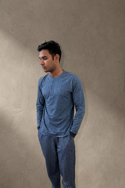 Three-quarter view of Kyntsugi Herringbone Henley